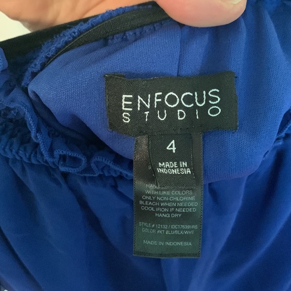 Blue/black/white patterned dress - Picture 4 of 5